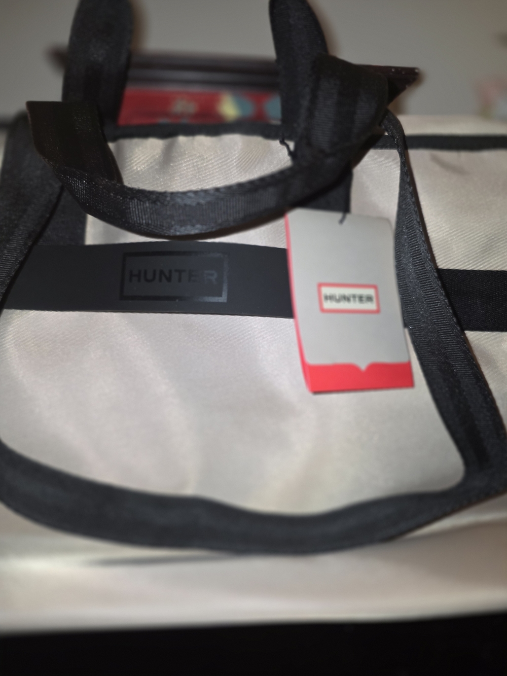 Hunter Beige and Black Tote Bag - Hunter Nwt